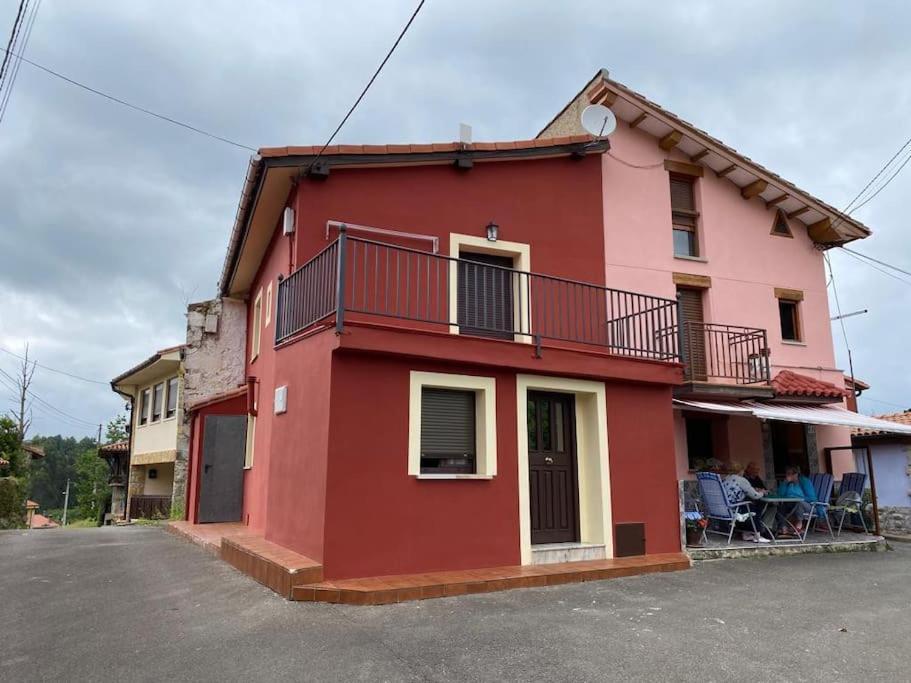 La Casa De Anita Y Jose Vila Colunga Exterior foto